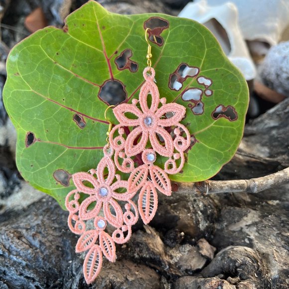 NWT Handmade Embroidered Lace CUSTOM Chandelier Earrings - Picture 2 of 4